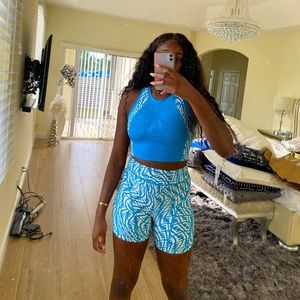 FF Vertigo Logo Crop Tank & Bike Shorts Set